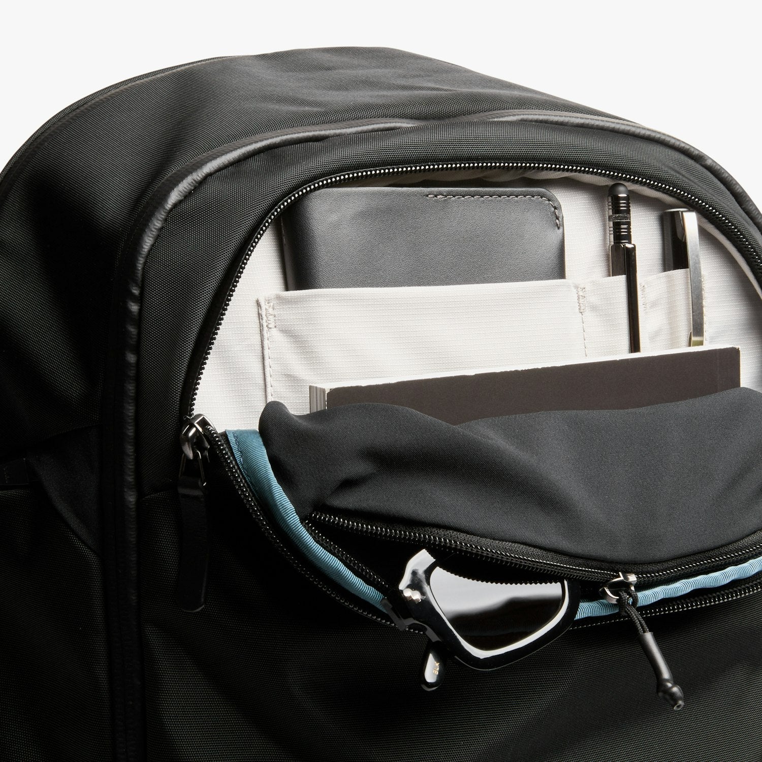 Bellroy Transit Workpack Pro 22L - Black-Men&#39;s Bags-Brooklyn-Vancouver-Yaletown-Canada