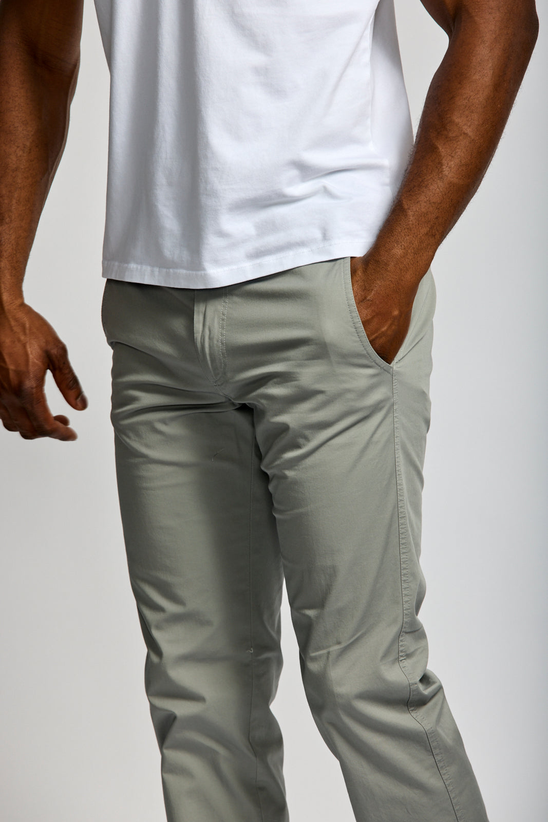 Easy Mondays Stretch Chino Pebble-Men&#39;s Pants-Howard-Surrey-Canada