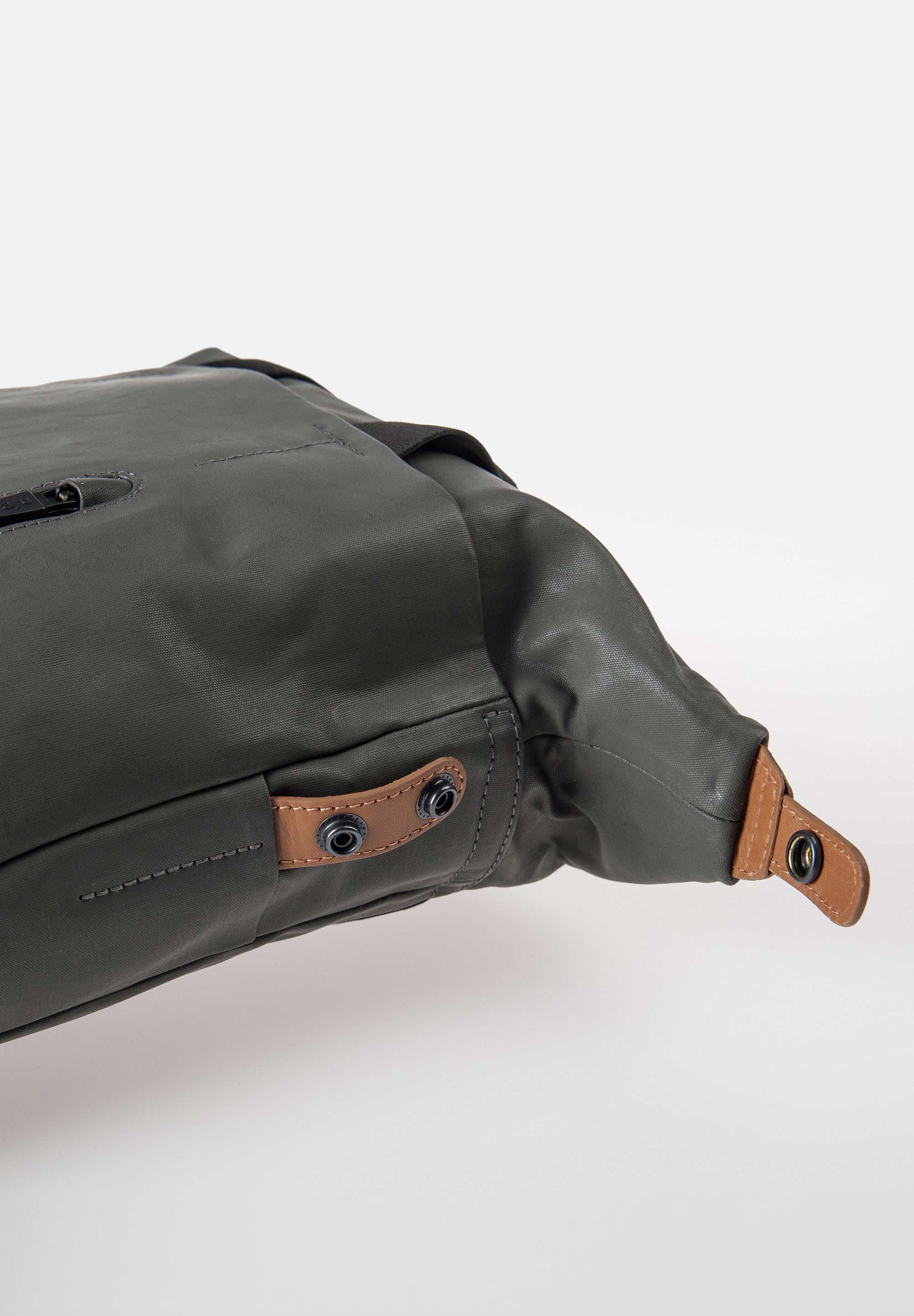 Aunts &amp; Uncles Morioka – Gravity Grey-Men&#39;s Bags-Brooklyn-Vancouver-Yaletown-Canada